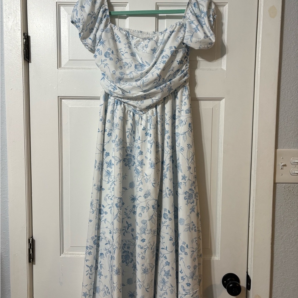 Elegant Blue Floral Dress